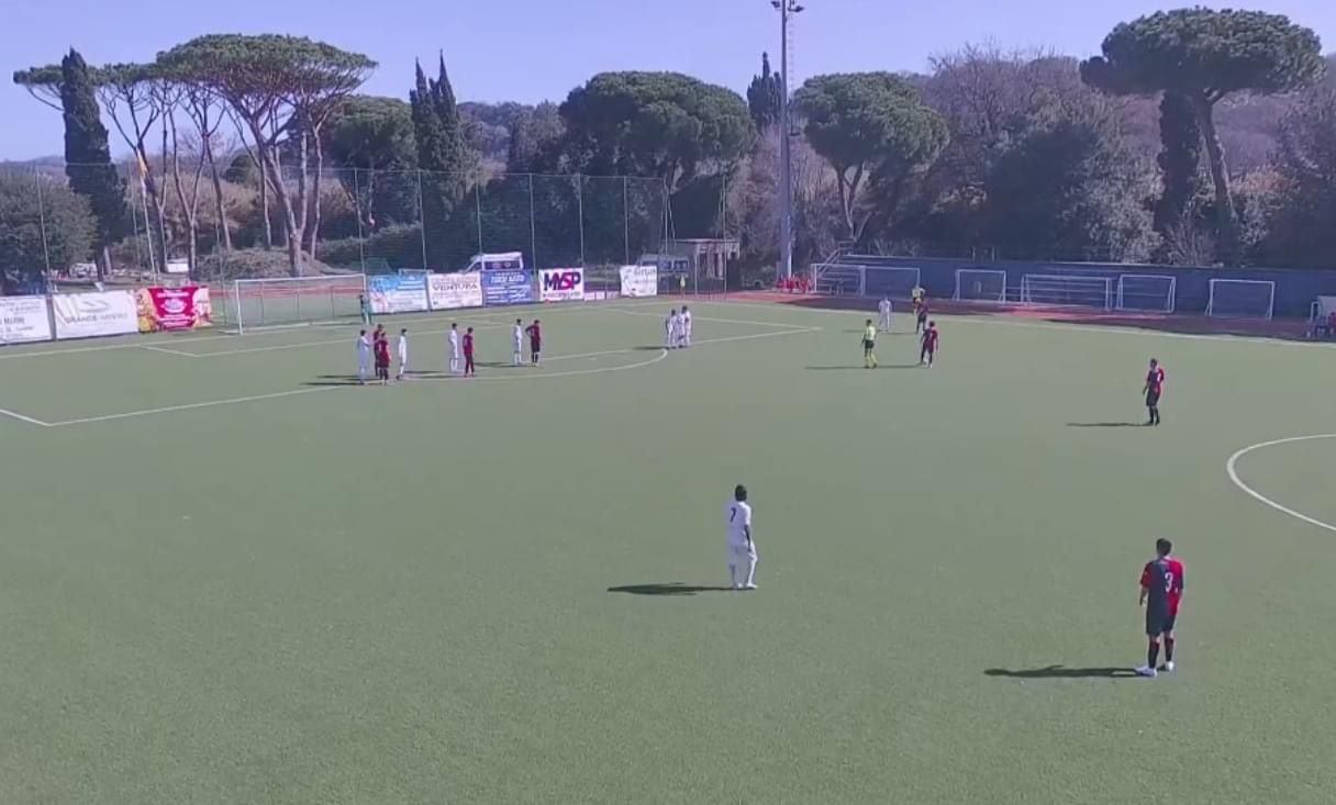 Eccellenza, Città di Cerveteri-Ac. Ladispoli 1-1: i rossoblù disfano tutto